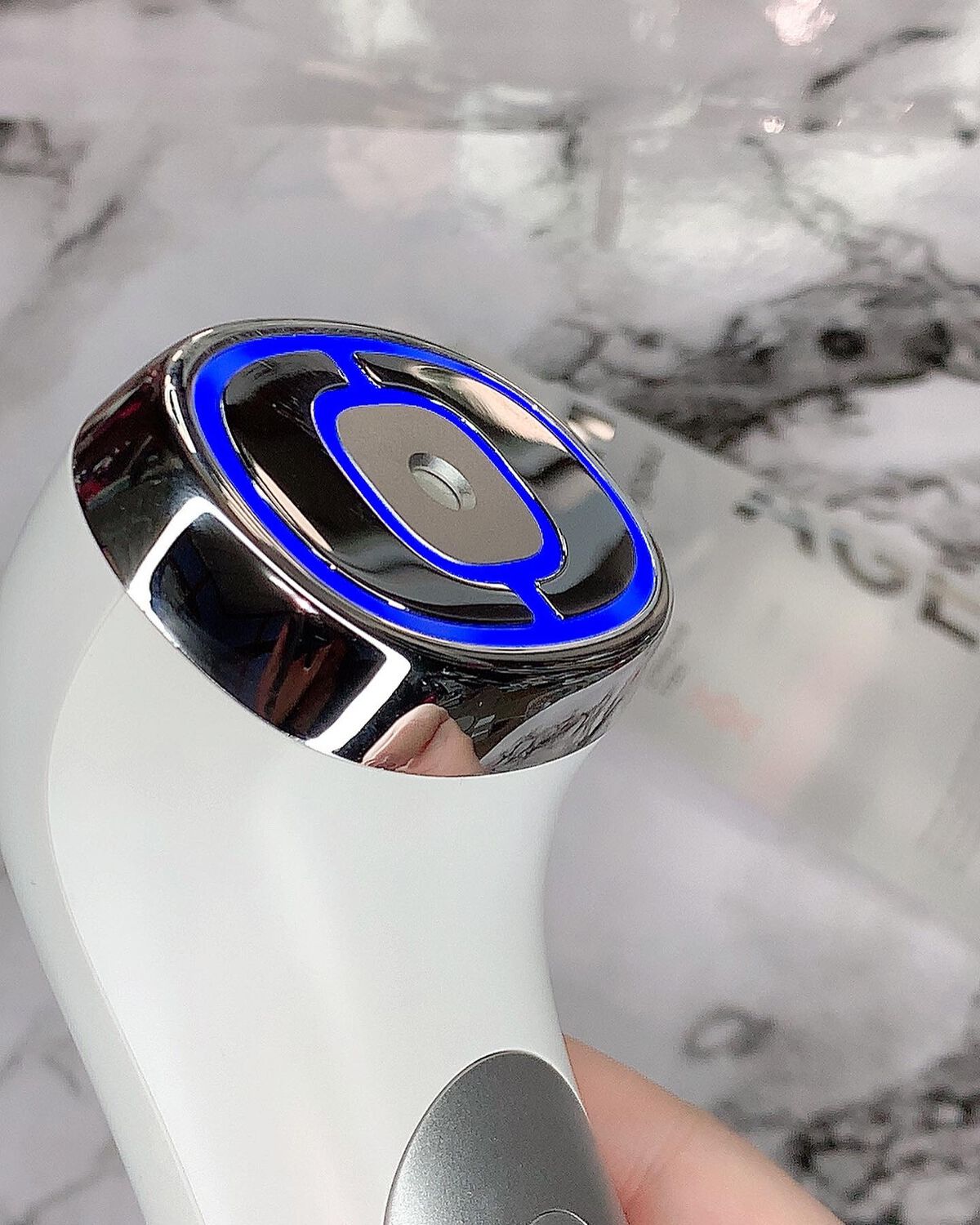 ユーセラディープショット/MEDICUBE/美顔器・マッサージを使ったクチコミ(2枚目)