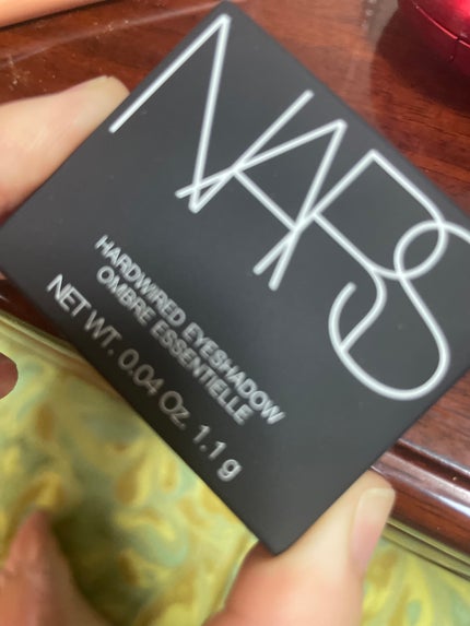 ハードワイヤードアイシャドー/NARS/単色アイシャドウを使ったクチコミ(1枚目)