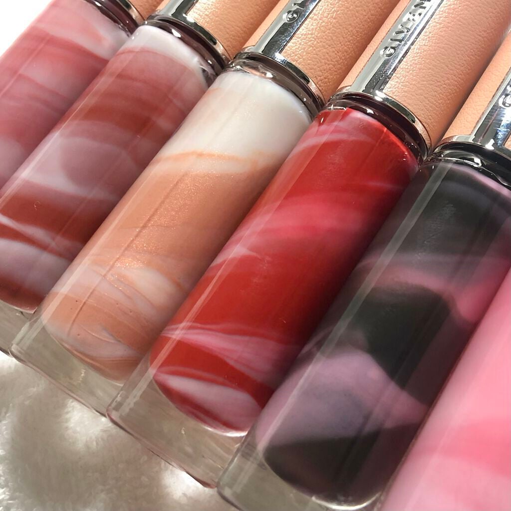 ローズ・パーフェクト・リキッド/GIVENCHY/口紅を使ったクチコミ(3枚目)