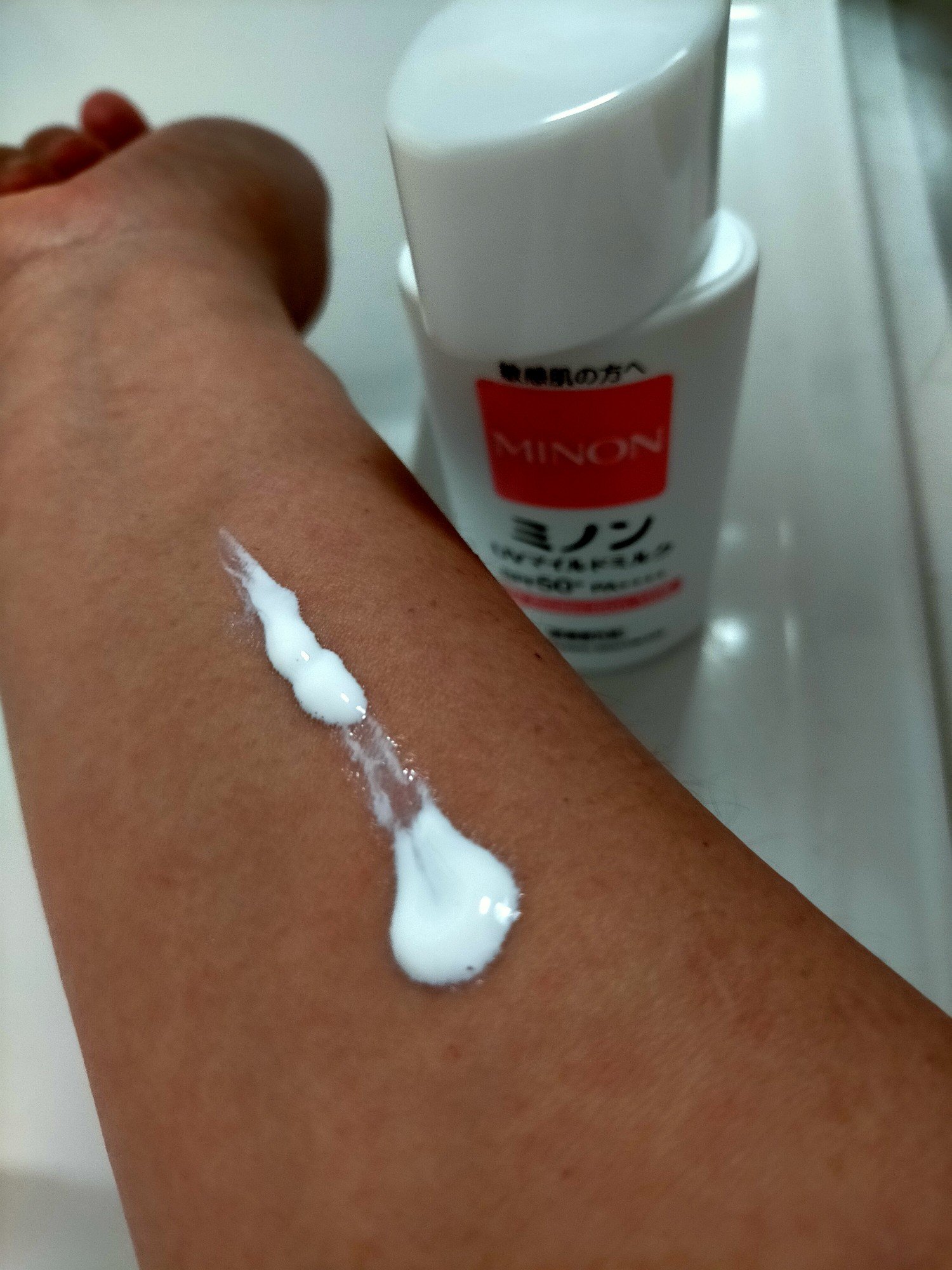 ミノンUVマイルドミルク/ミノン/日焼け止めミルクを使ったクチコミ（2枚目）