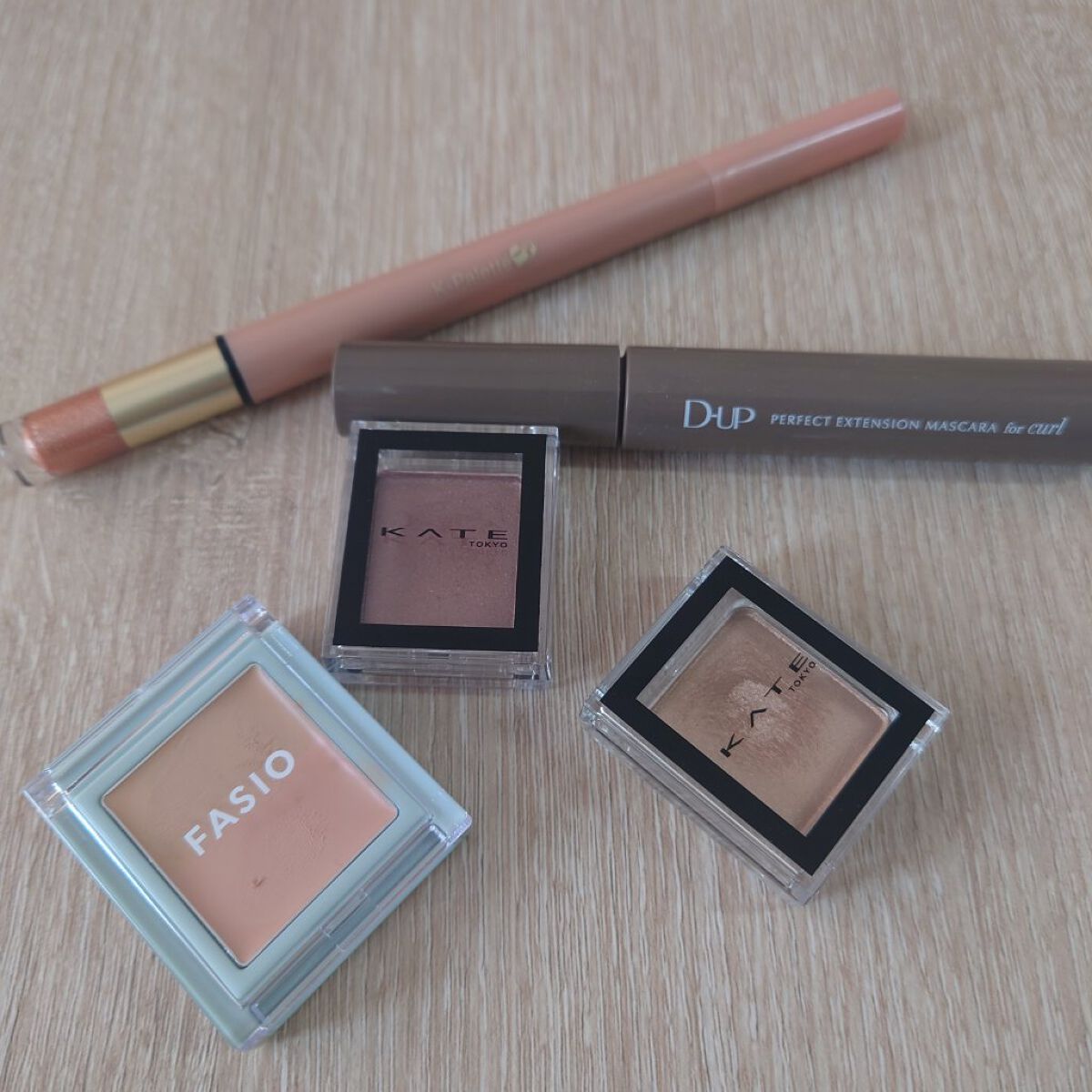 エアリーステイ コンシーラー/FASIO/パレットコンシーラーを使ったクチコミ（1枚目）