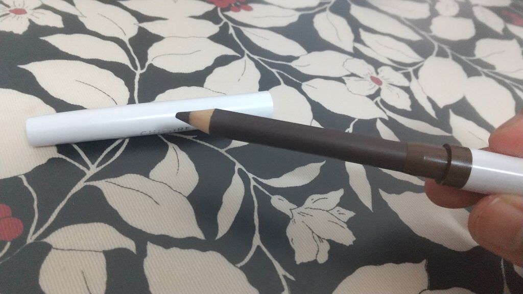 まゆずみ ブラシ付 22 ブラウン/ちふれ/アイブロウペンシルを使ったクチコミ（2枚目）