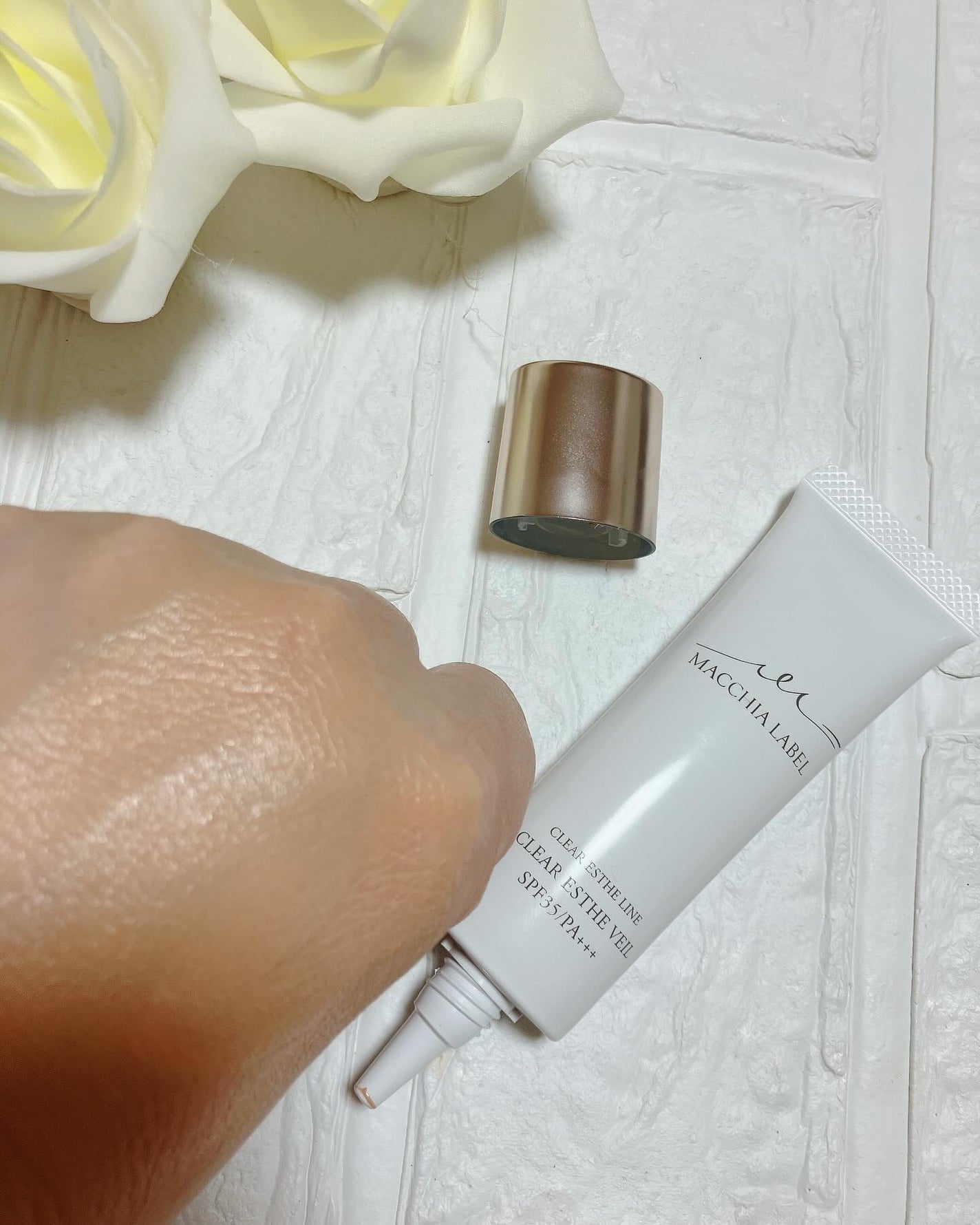 薬用クリアエステヴェール/Macchia Label/リキッドファンデーションを使ったクチコミ(2枚目)