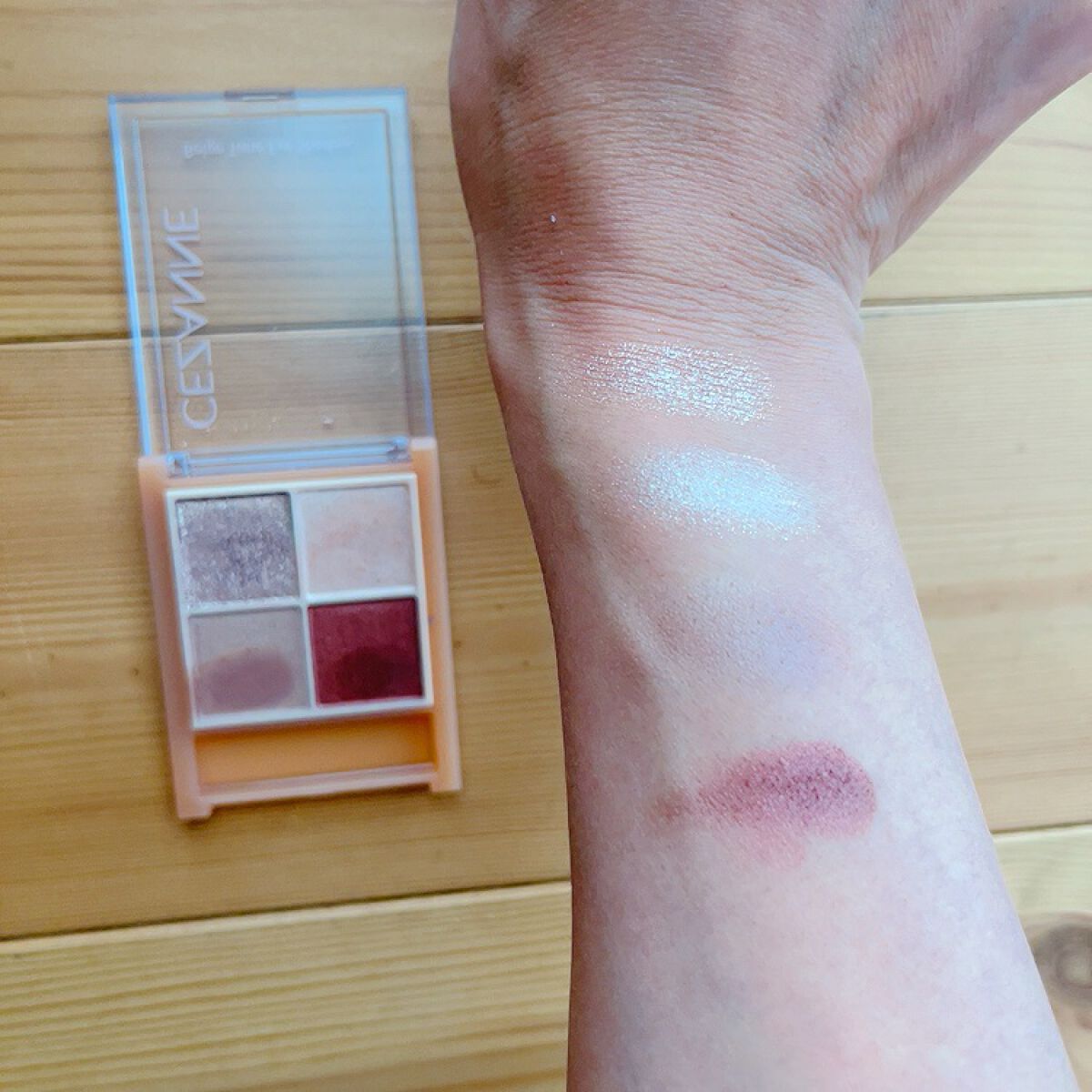 ベージュトーンアイシャドウ/CEZANNE/アイシャドウパレットを使ったクチコミ（3枚目）