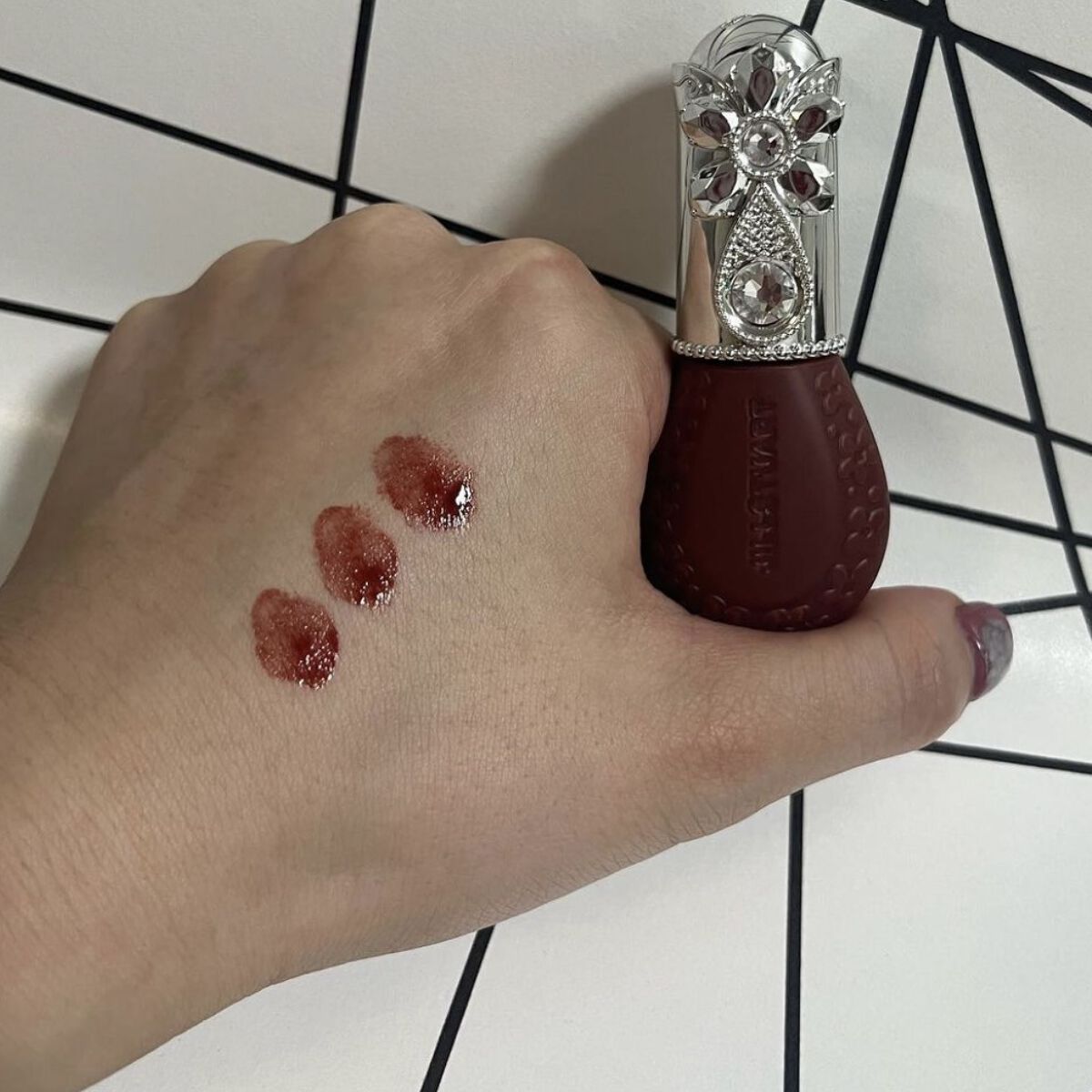 ジルスチュアート ブルームドロップ リップ＆チーク シフォン 08 cassis bubbles/JILL STUART/リキッドチークを使ったクチコミ（2枚目）