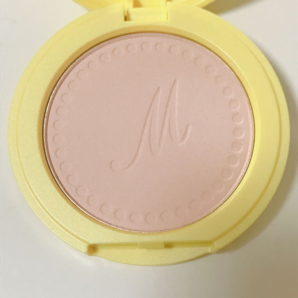 なな on LIPS 「以前LIPSさんのプレゼント企画にて当選したラデュレのパウダー..」(3枚目)