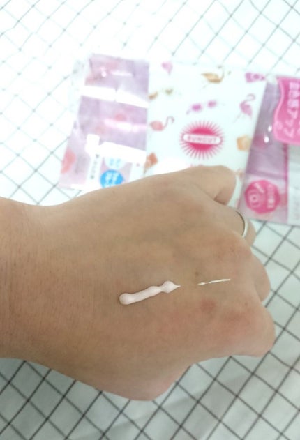 トーンアップUV エッセンス/サンカット®/日焼け止めローションを使ったクチコミ(7枚目)