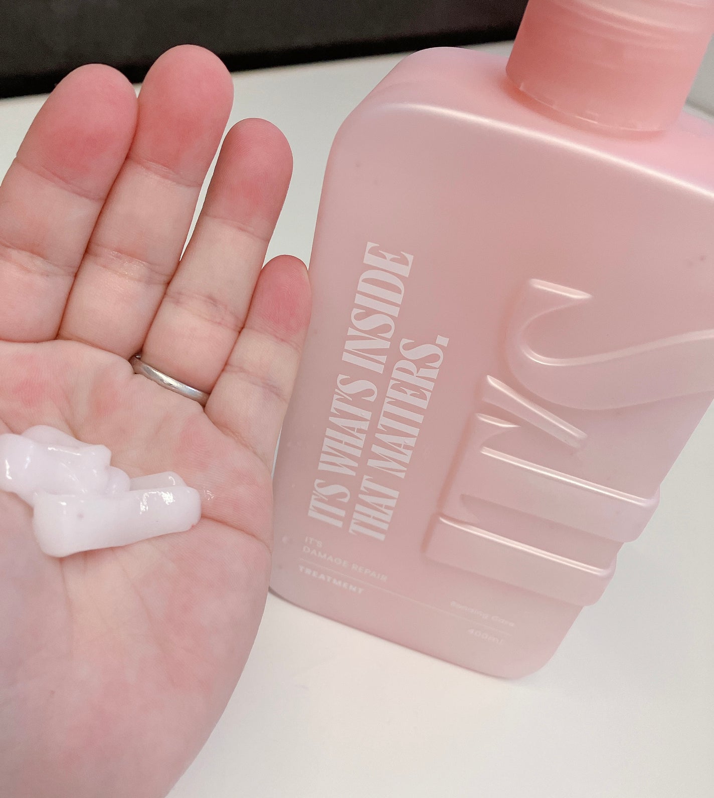 ダメージリペア ボンディングケア シャンプー/トリートメント/IT’S WHAT’S INSIDE THAT MATTERS./市販シャンプーを使ったクチコミ(3枚目)