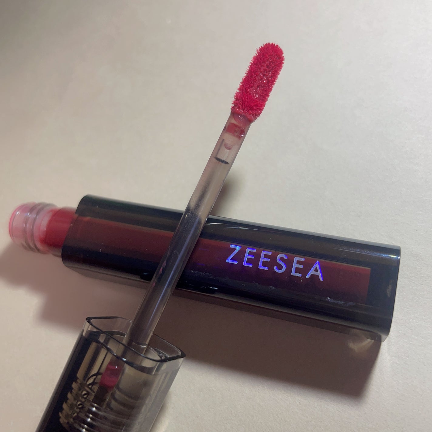 ウォータリーマットリップグロス/ZEESEA/リップグロスを使ったクチコミ(2枚目)