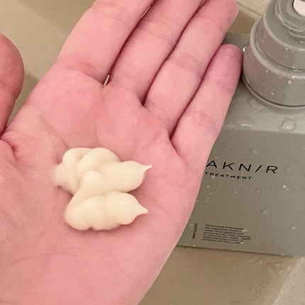 薬用ヘアスカルプセラム/AKNIR/頭皮ローションを使ったクチコミ(4枚目)