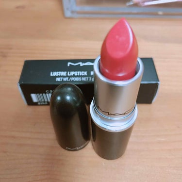 

【MAC リップスティック ルージュ】

カラー  SEE SHEER


Qoo10で￥2080で購入しました。

初MACでしたが、これはつけた瞬間



あ、大好きなやつ！！！！



でした