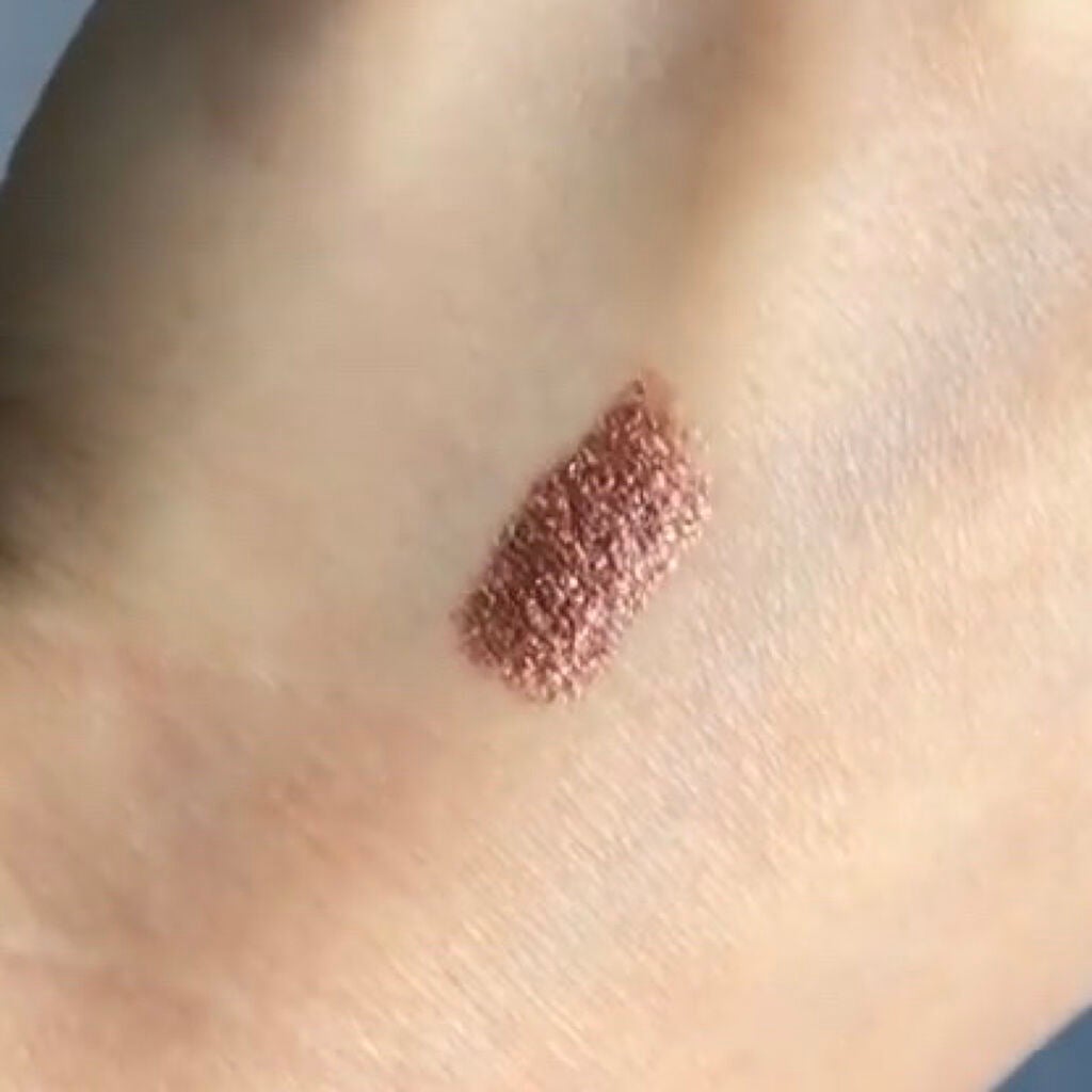 ダズルシャドウ リキッド/M・A・C/リキッドアイシャドウを使ったクチコミ(2枚目)