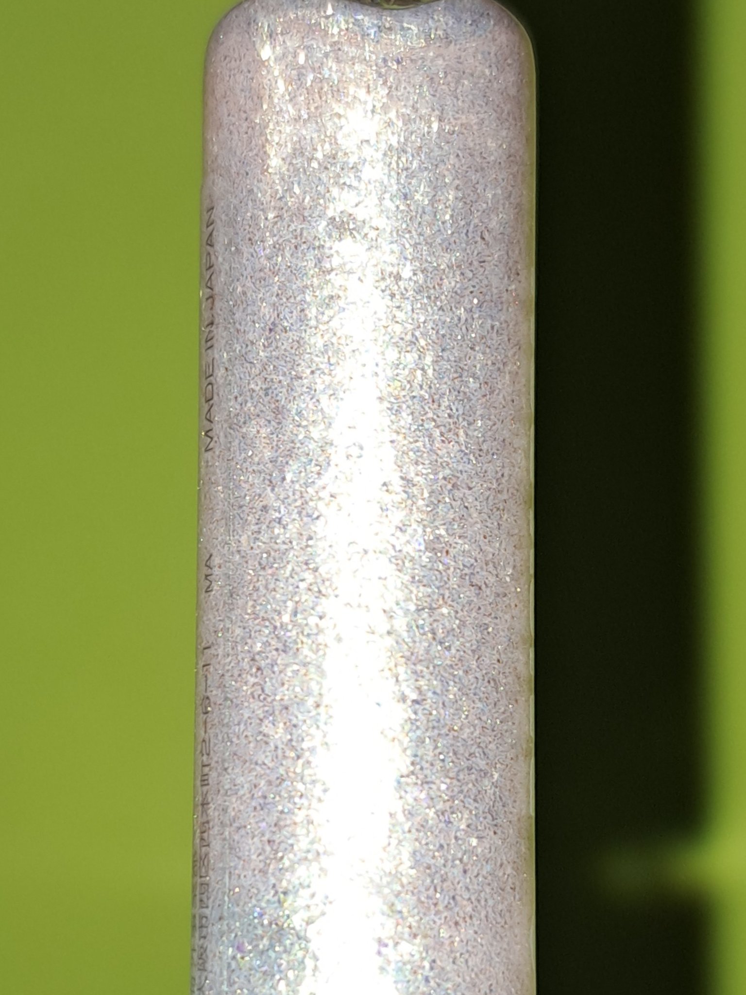 グリッター アイカラー/DAISY DOLL by MARY QUANT/リキッドアイシャドウを使ったクチコミ（3枚目）