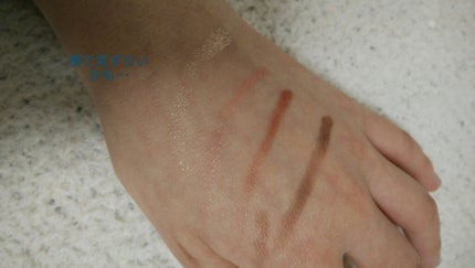 ドレッシーシャドウ/CipiCipi/アイシャドウパレットを使ったクチコミ(2枚目)