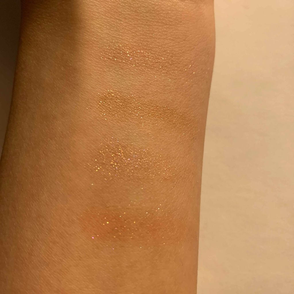 プリズム エアー シャドウ/CLIO/単色アイシャドウを使ったクチコミ（3枚目）