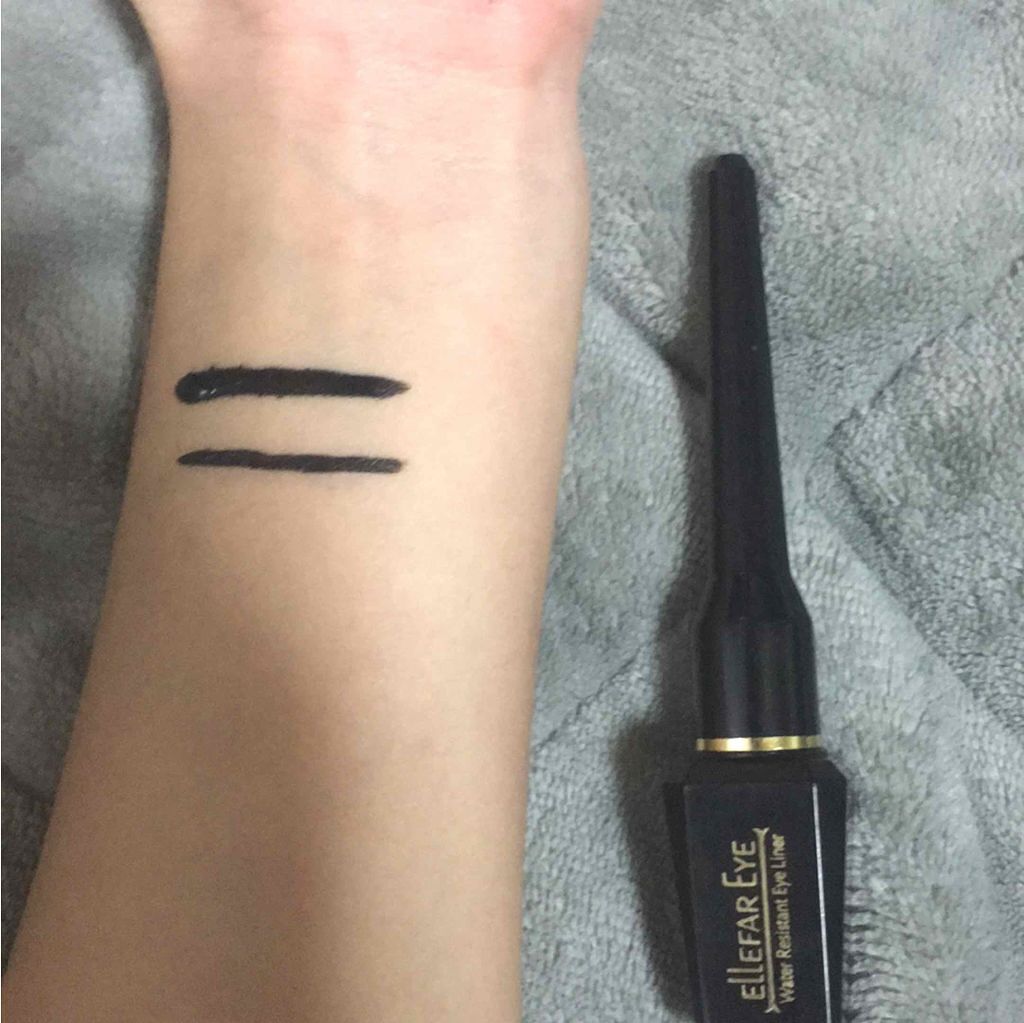 エバビレーナ リキッドアイライナーA/DAISO/リキッドアイライナーを使ったクチコミ（2枚目）