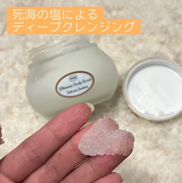 Sabon ヘッドスクラブ　デリケート　ジャスミンの香り



＜商品概要＞
・ヘッドスクラブ　デリケート　ジャスミンの香り

＜使用方法＞

1.ブラシで頭皮を軽くブラッシングし、髪の汚れを軽く落とし