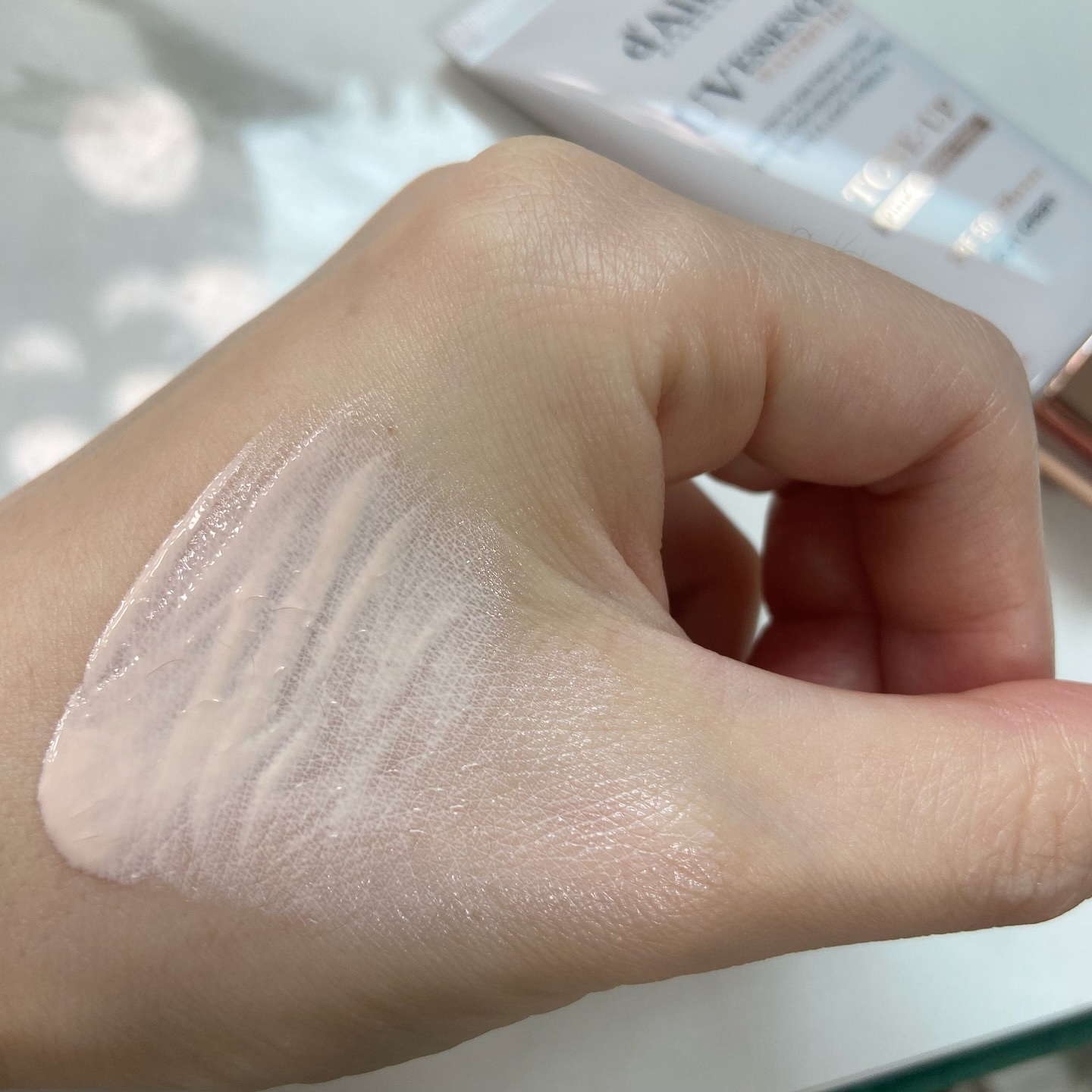 ウォータフルトーンアップサンクリーム/ダルバ/日焼け止めクリームを使ったクチコミ（3枚目）