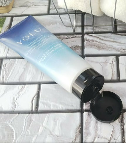 リラックスナイトリペアジェルヘアマスク/YOLU/ヘアマスク・ヘアパックを使ったクチコミ(2枚目)