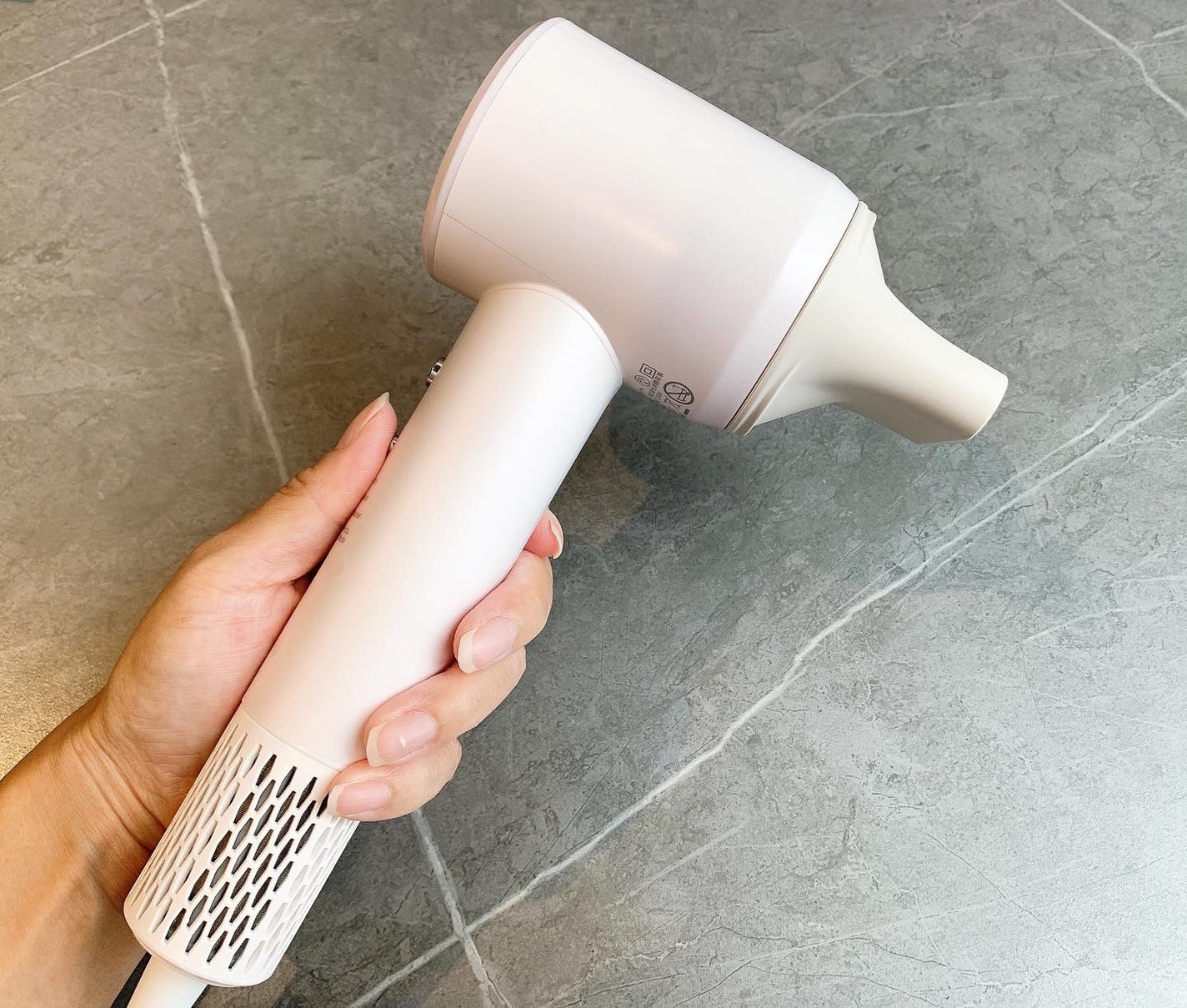 ダブルケアドライヤー/ANLAN/ドライヤーを使ったクチコミ(4枚目)