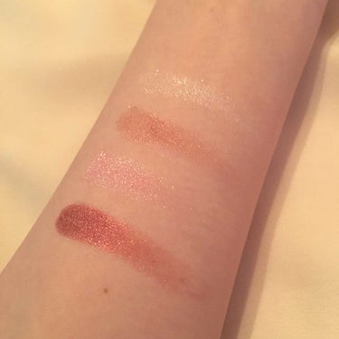 UR GLAM　VELVET EYE COLOR PALETTE/U R GLAM/パウダーアイシャドウを使ったクチコミ（3枚目）