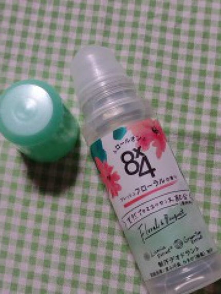 ロールオン フレッシュフローラルの香り/8x4/デオドラント・制汗剤を使ったクチコミ(2枚目)