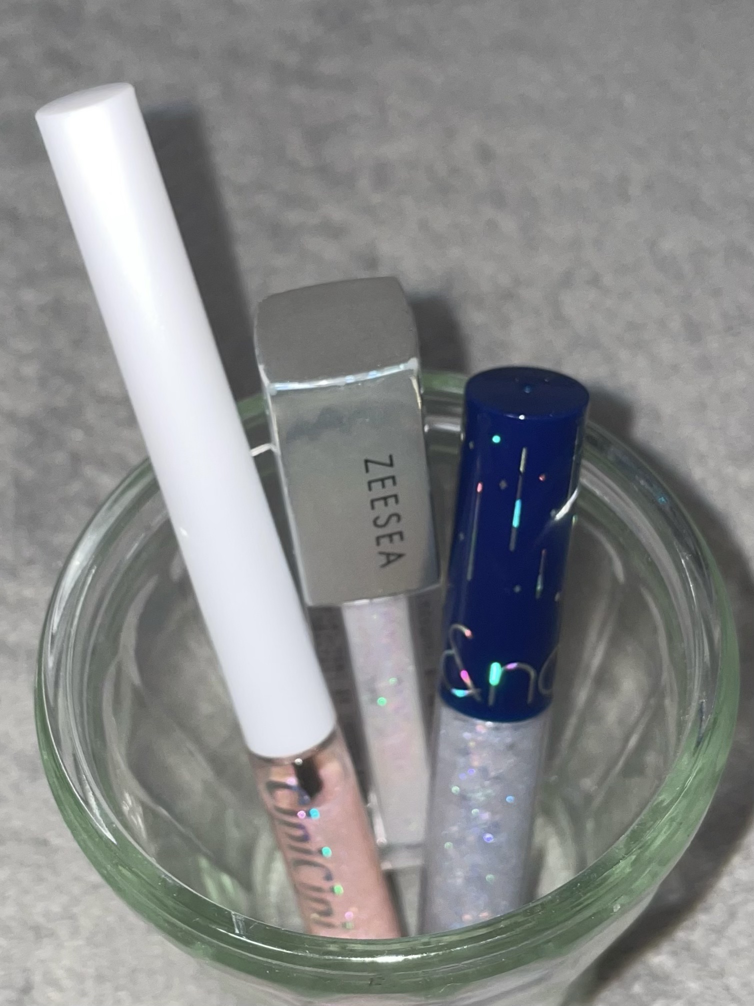 リキッド グリッター シャドウ/rom&nd/グリッターを使ったクチコミ（2枚目）