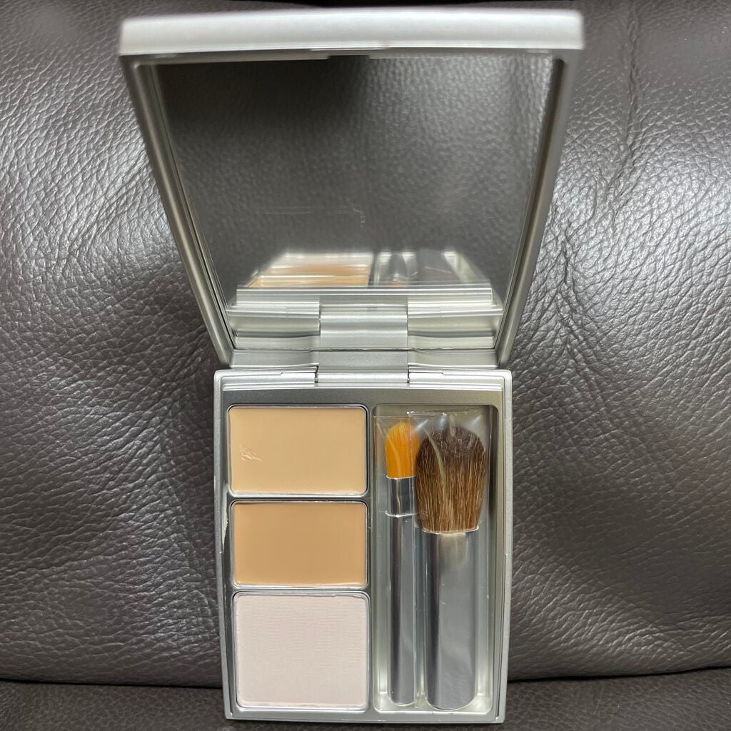 なつか on LIPS 「RMKベーシックコンシーラーパクト01Lightこれ、本当に優..」(1枚目)