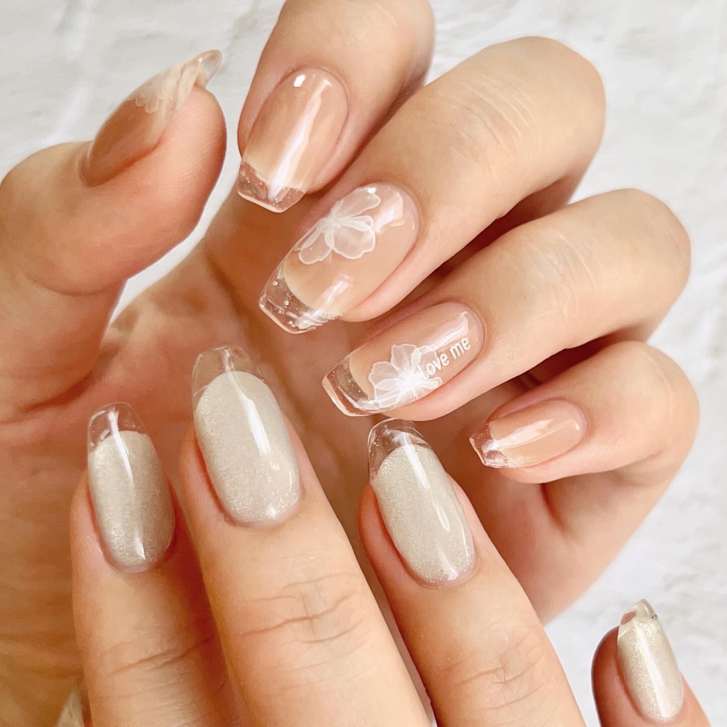 #セルフネイル,#セルフジェルネイル,#クリアフレンチネイル,#フラワーネイル,#透け感ネイル,#クリアネイル,#夏ネイル,#ピンクネイル,#オフィスネイル,#シンプルネイル,#大人可愛いネイルのネイルデザイン