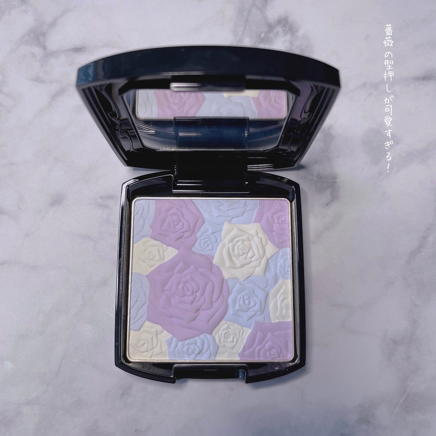 ローズ プレスト パウダー/ANNA SUI/プレストパウダーを使ったクチコミ(4枚目)