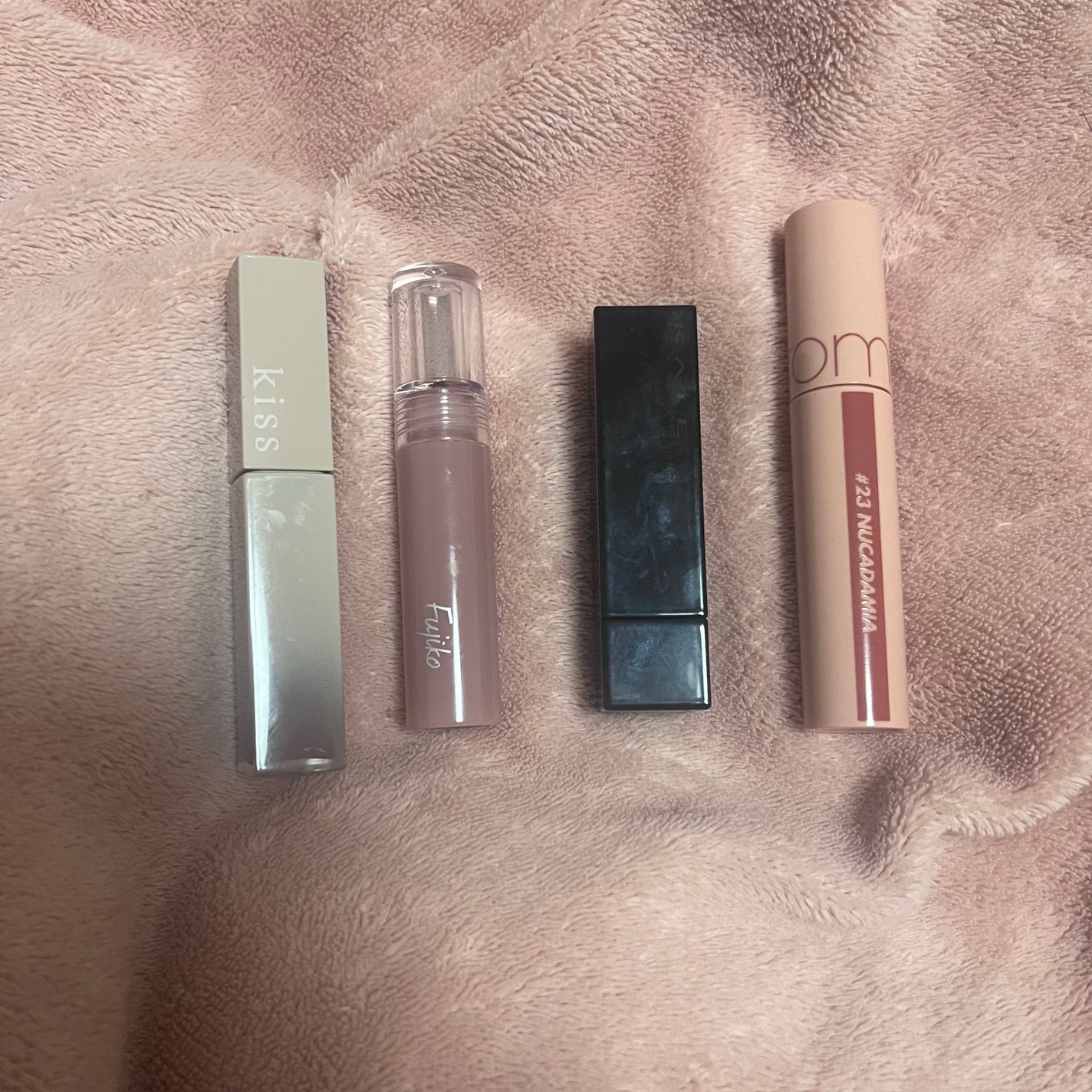 ジューシーラスティングティント/rom&nd/リップティントを使ったクチコミ(1枚目)