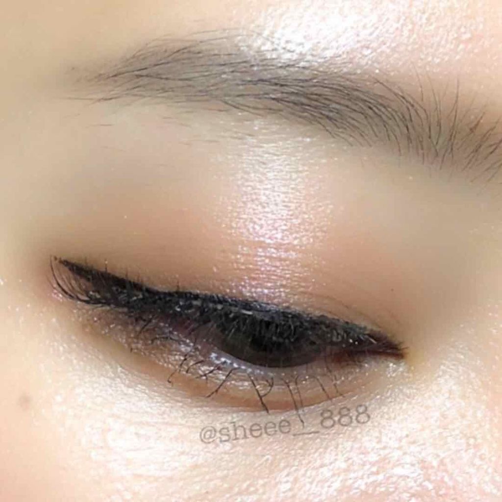 クチュールシャドウ/A’pieu/単色アイシャドウを使ったクチコミ（3枚目）