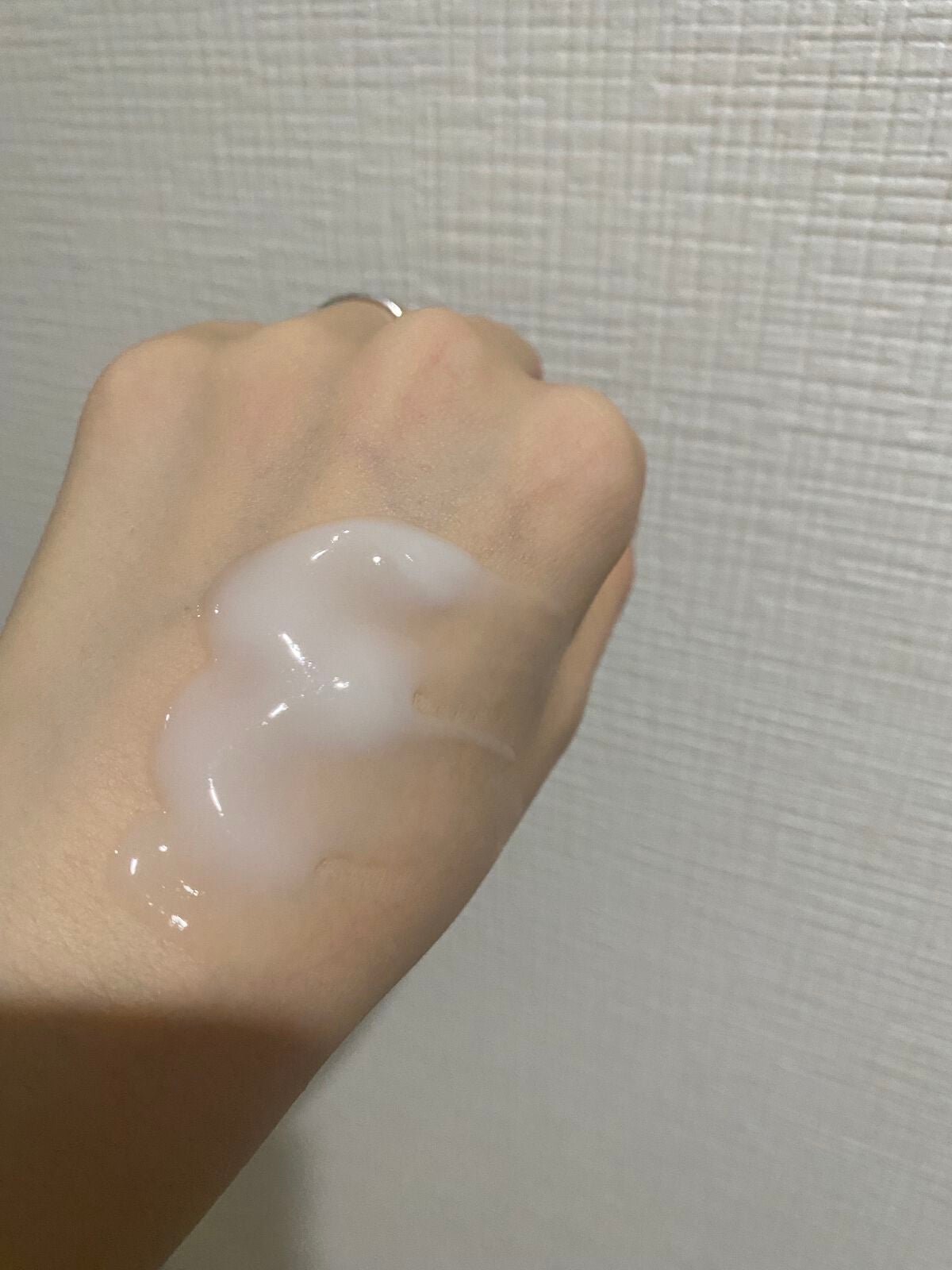 たまご保湿ジェル/ココエッグ/美容液を使ったクチコミ(4枚目)