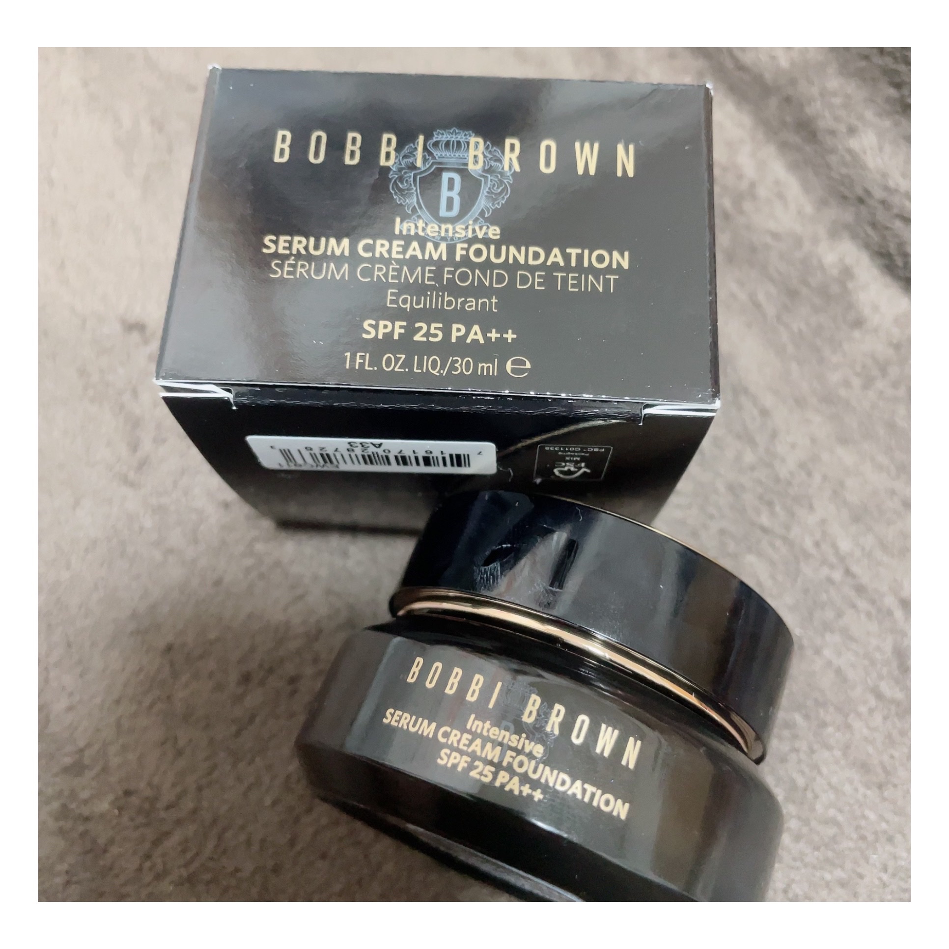 インテンシブ セラム ファンデーション N-012 ポーセリン/BOBBI BROWN/リキッドファンデーションを使ったクチコミ（3枚目）