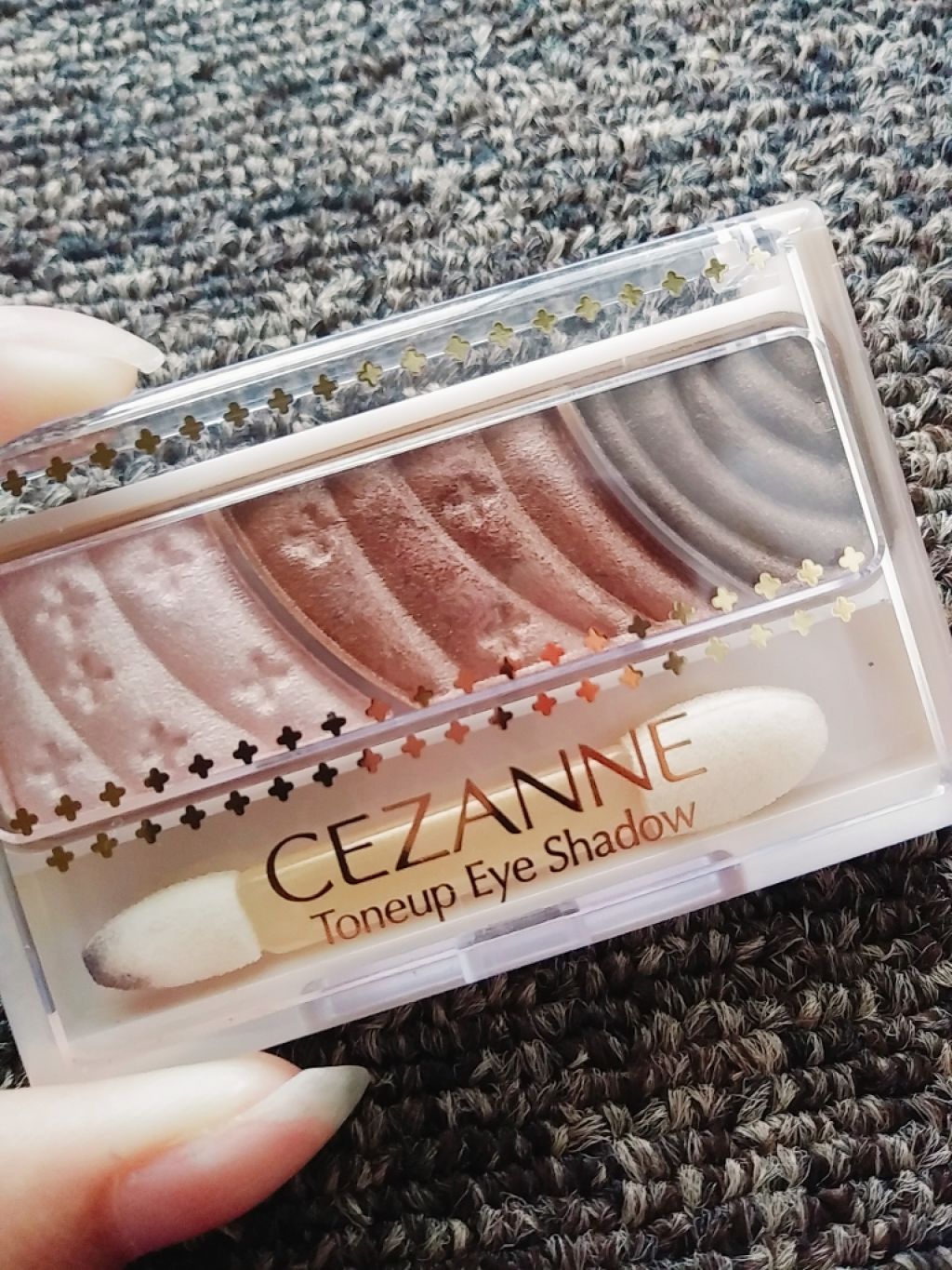 トーンアップアイシャドウ/CEZANNE/アイシャドウパレットを使ったクチコミ（1枚目）