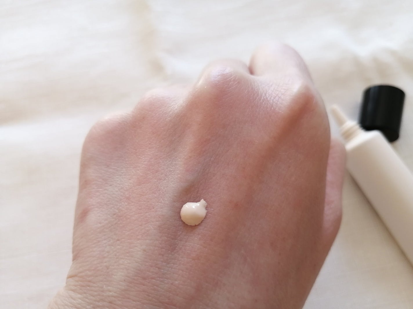 トーンアップ スキン デザイナー/Visée/化粧下地を使ったクチコミ(2枚目)