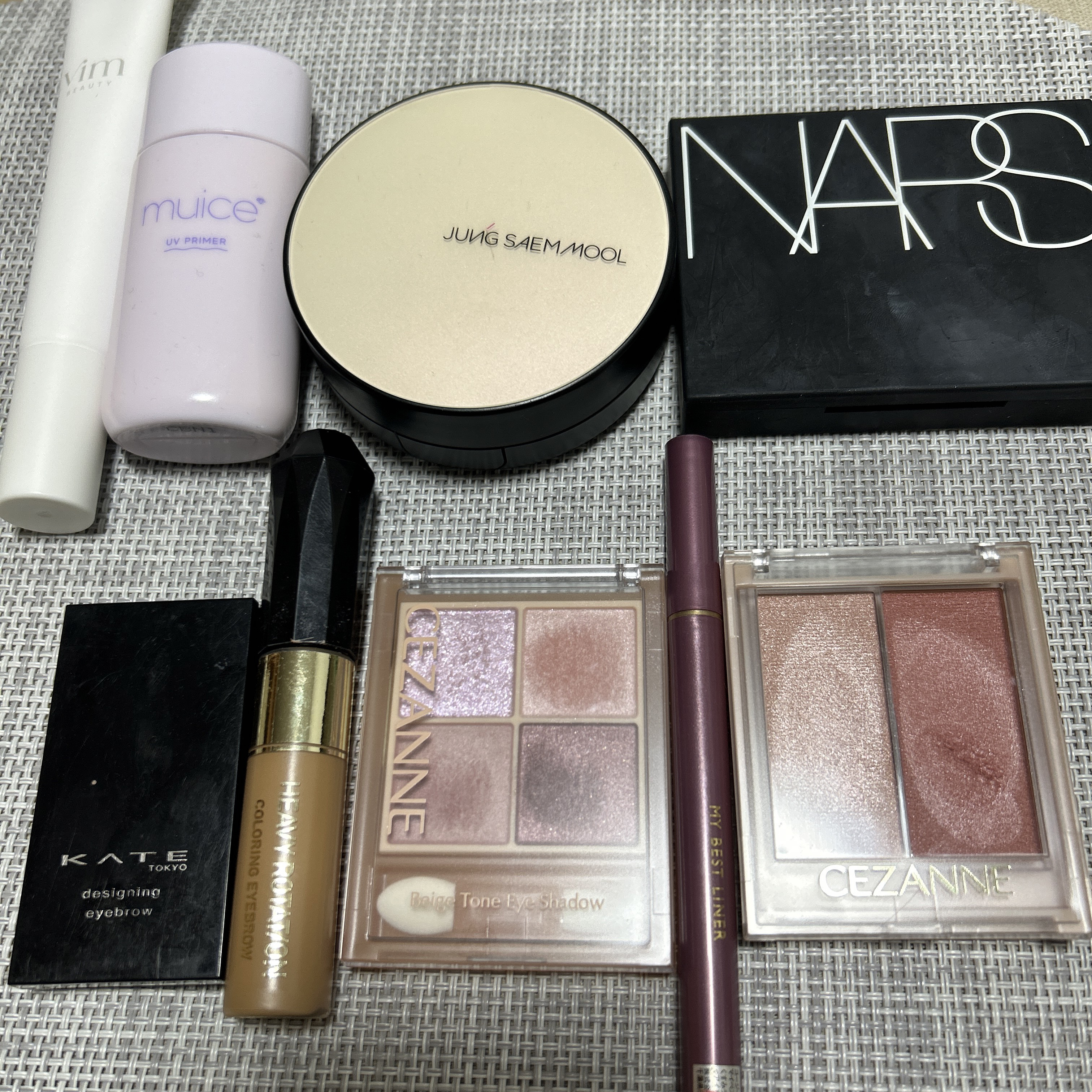 カラーリングアイブロウ/ヘビーローテーション/眉マスカラを使ったクチコミ（1枚目）