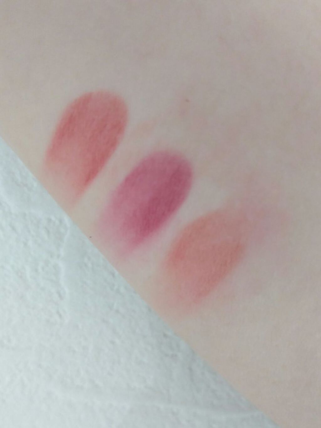 頤和園 コラボ 彫刻口紅/CATKIN/口紅を使ったクチコミ（3枚目）