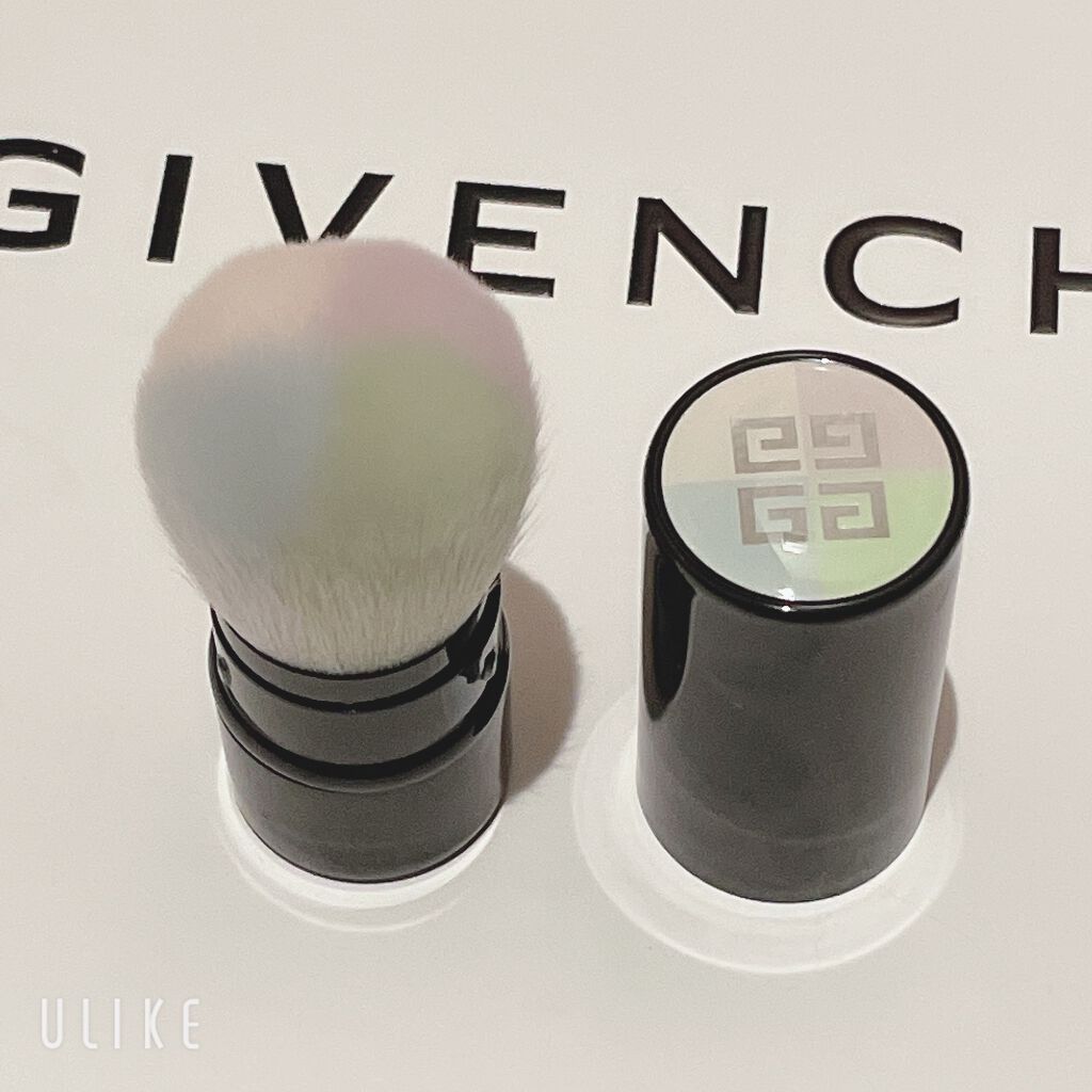 新品未使用 ジバンシィ プリズムリーブル ブラシ付 限定 GIVENCHY