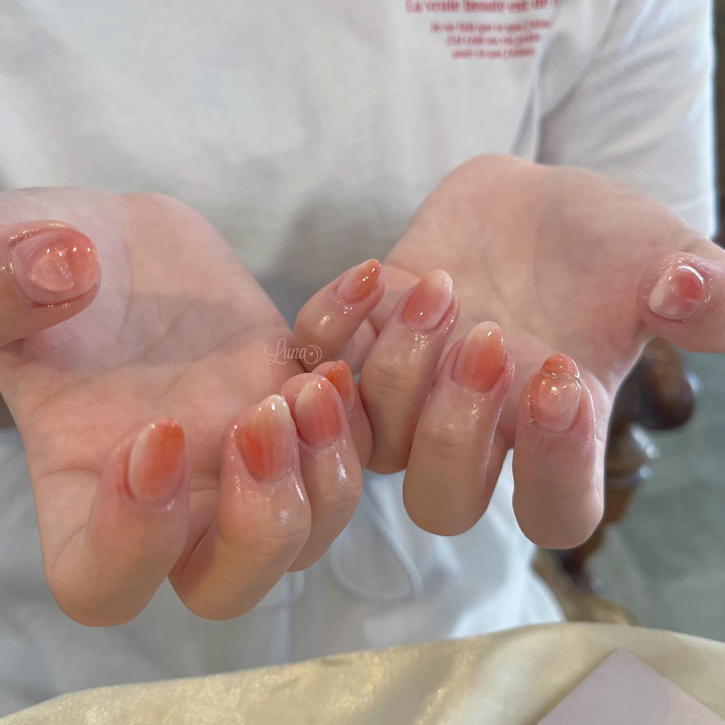 #ジェルネイル,#ワンカラーネイル,#ニュアンスネイル,#うるうるネイル,#ちゅるんネイル,#シンプルネイル,#パーツネイル,#透け感ネイル,#クリアネイル,#ぷっくりネイル,#ちぐはぐネイル,#韓国ネイル,#うるつやネイル,#ピンクネイル,#オレンジネイル,#桃ネイルのネイルデザイン