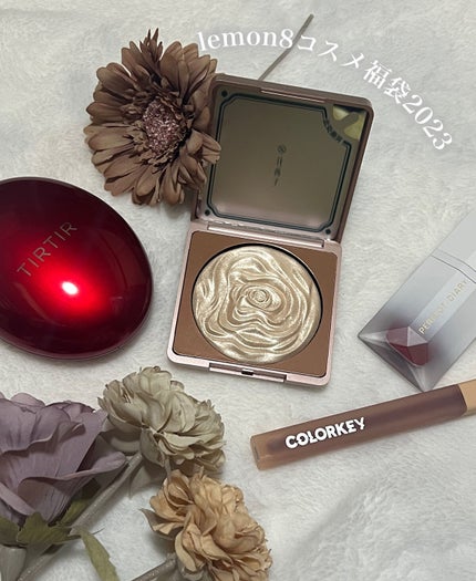 双花彫刻 ハイライト/花西子/パウダーハイライトを使ったクチコミ(1枚目)