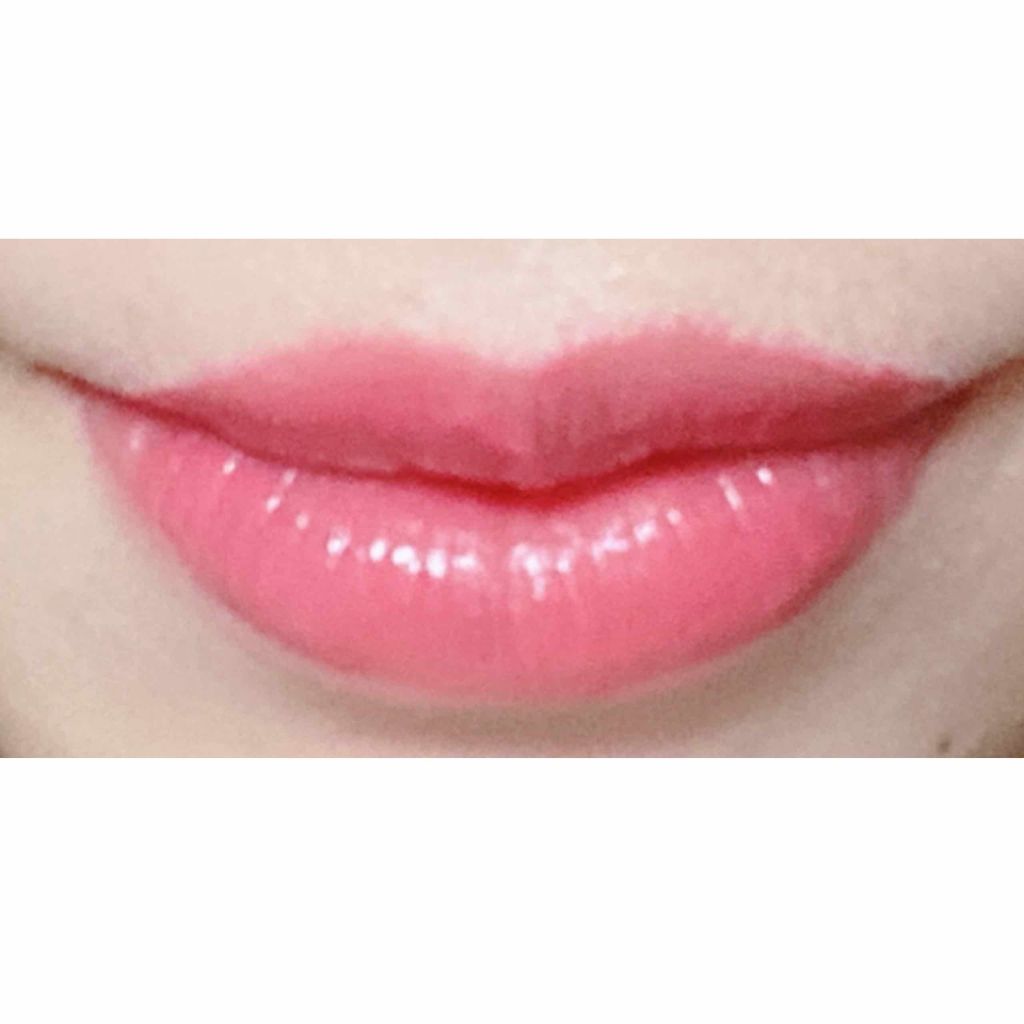 トーン ペタル エッセンス グロス/to/one/リップグロスを使ったクチコミ（3枚目）