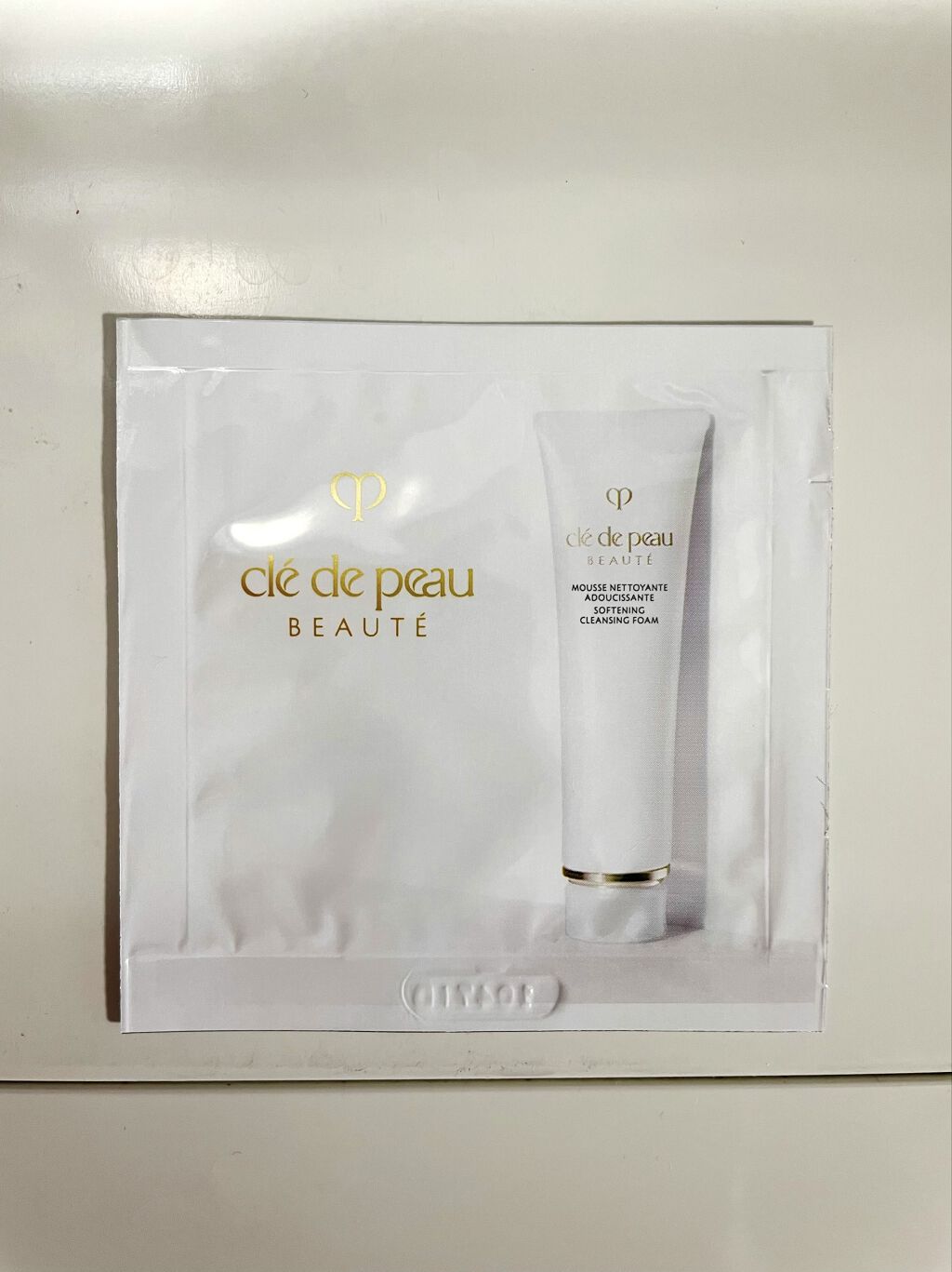 試してみた】クレドポーボーテムースネトワイアントAモイスト クレ・ド