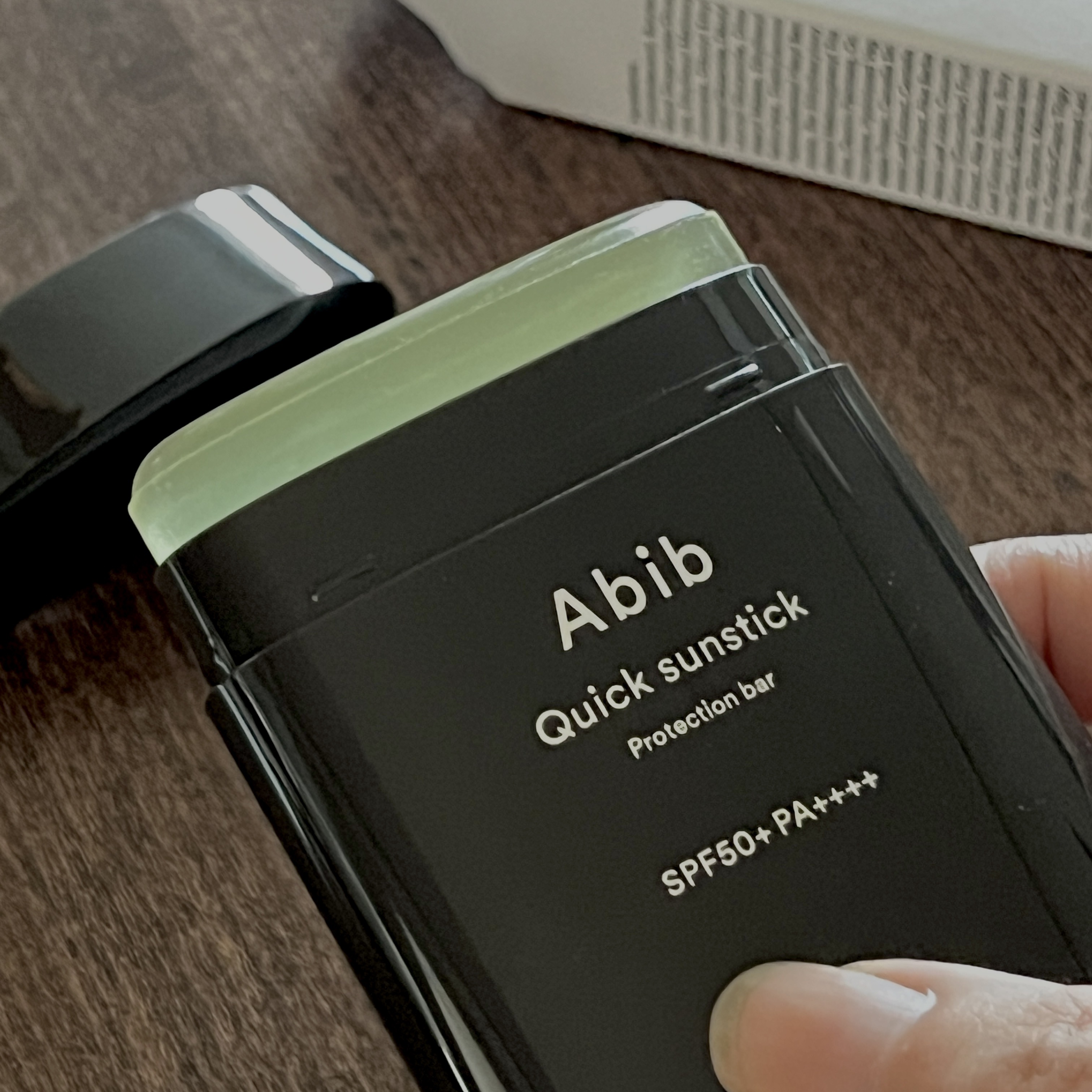 クイック サンスティック プロテクションバー/Abib /日焼け止めスティックを使ったクチコミ（3枚目）