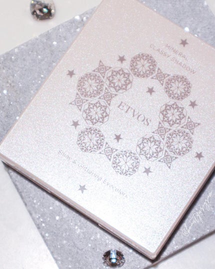 ミネラルクラッシィシャドー2022CF/エトヴォス/アイシャドウパレットを使ったクチコミ(2枚目)