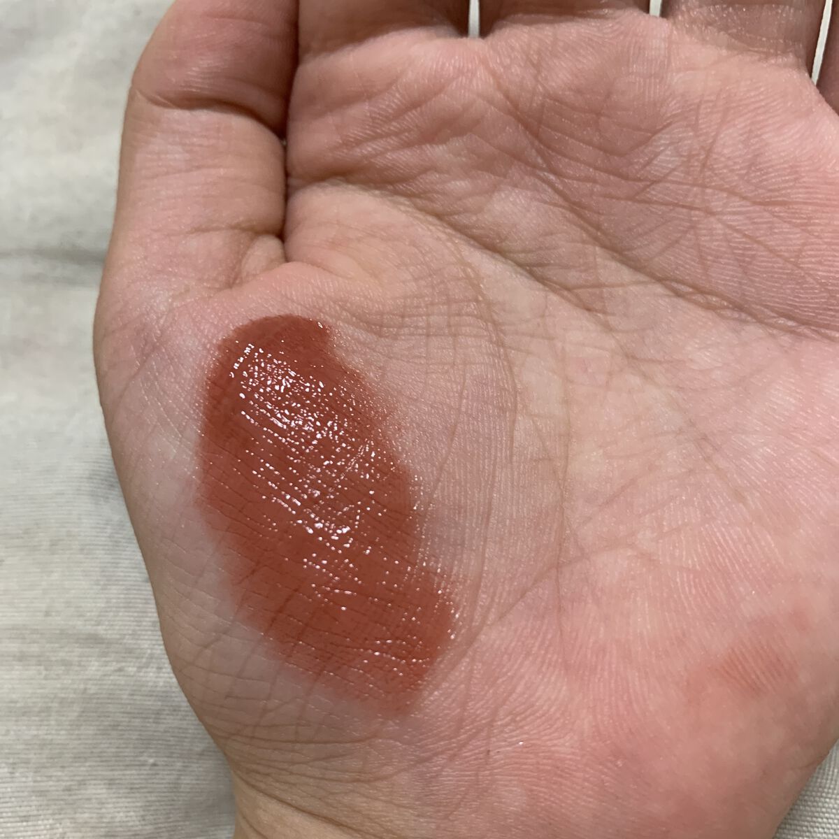 ジューシーラスティングティント/rom&nd/リップティントを使ったクチコミ（2枚目）