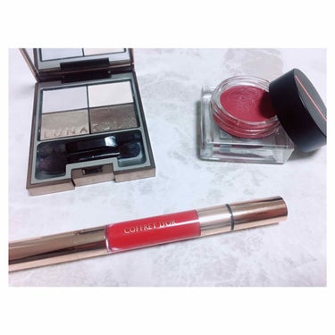 LUNASOL テンダークリアアイズのクチコミ「#今日のメイク 💄

eye
#ルナソル #テンダークリアアイズ 01

①ベースカラー(右上.....」（1枚目）