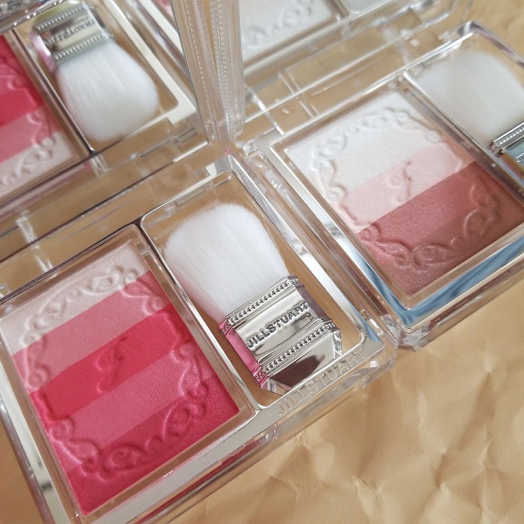 ブルーミングデュー オイルインブラッシュ/JILL STUART/パウダーチークを使ったクチコミ(1枚目)