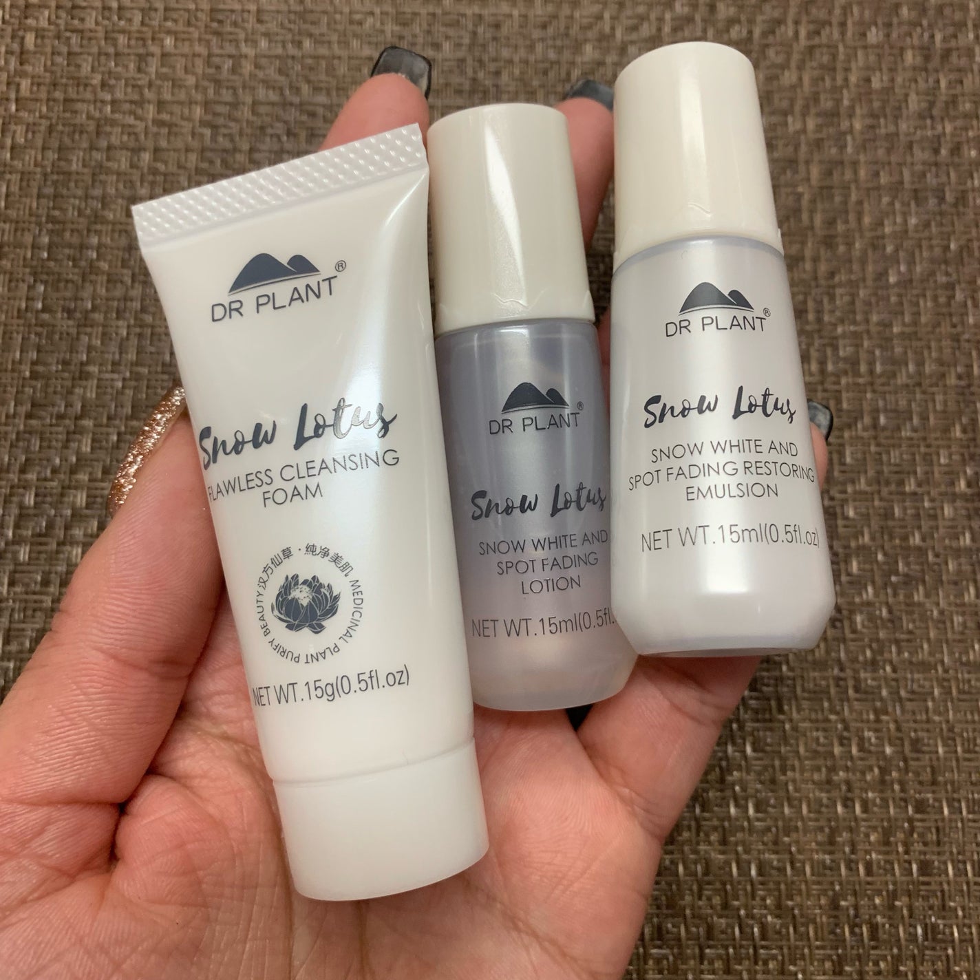スノーロータス(雪蓮)スノーホワイト・ミルク/DR PLANT/乳液を使ったクチコミ(4枚目)