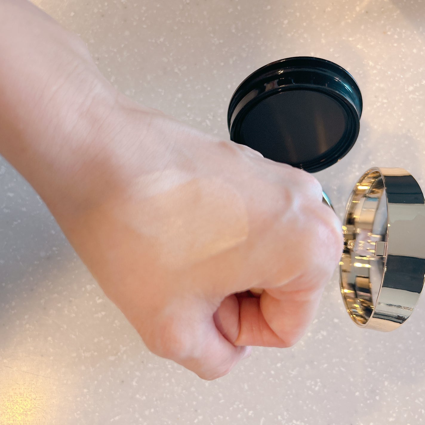 SIGNATURE ESSENCE COVER PACT /AGE20’s/クリーム・エマルジョンファンデーションを使ったクチコミ(3枚目)